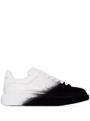 Alexander McQueen Oversize Iconic Unisex Black White  Sneaker Metroutfits