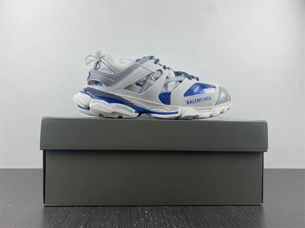 Balenciaga Sneakers – Luxury Designer Shoes for Men & Women Metroutfits