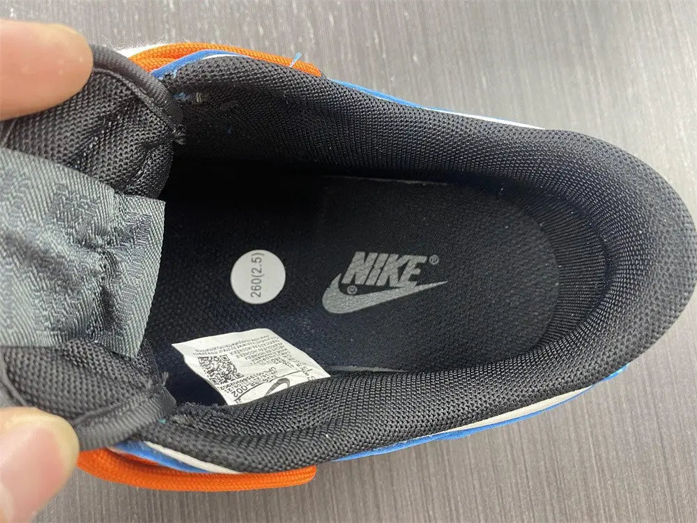 Nike Dunk Low Classic Sneakers Metroutfits
