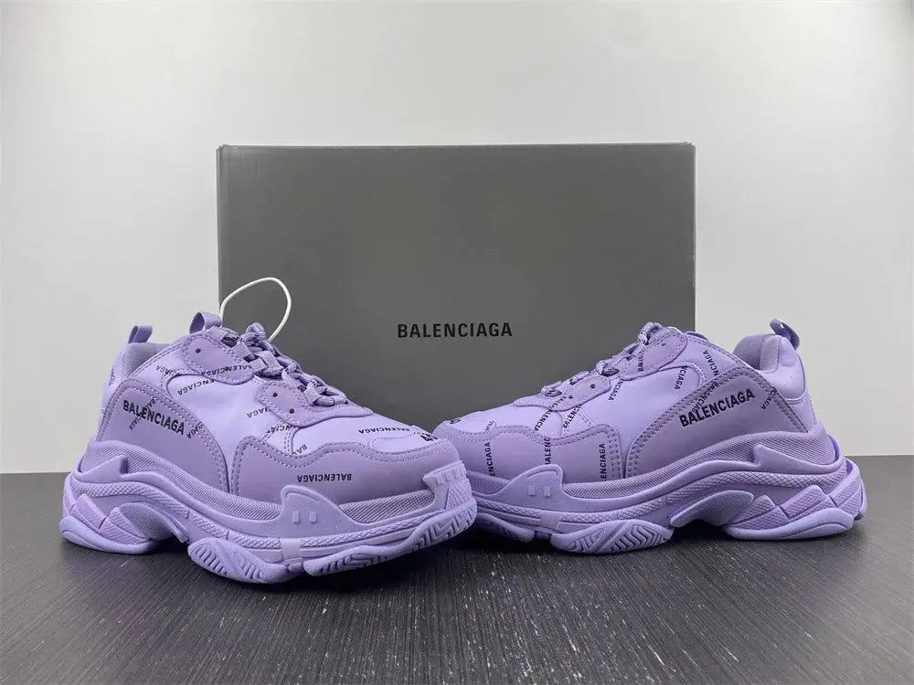 Balenciaga triple S14  Sneakers Chic Tread
