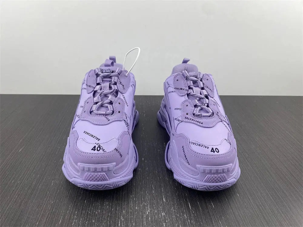 Balenciaga triple S14  Sneakers Chic Tread