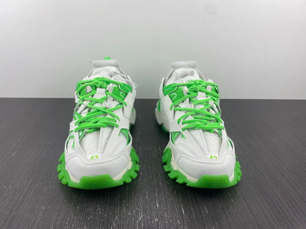 Balenciaga Classic Unisex Sneakers Metroutfits