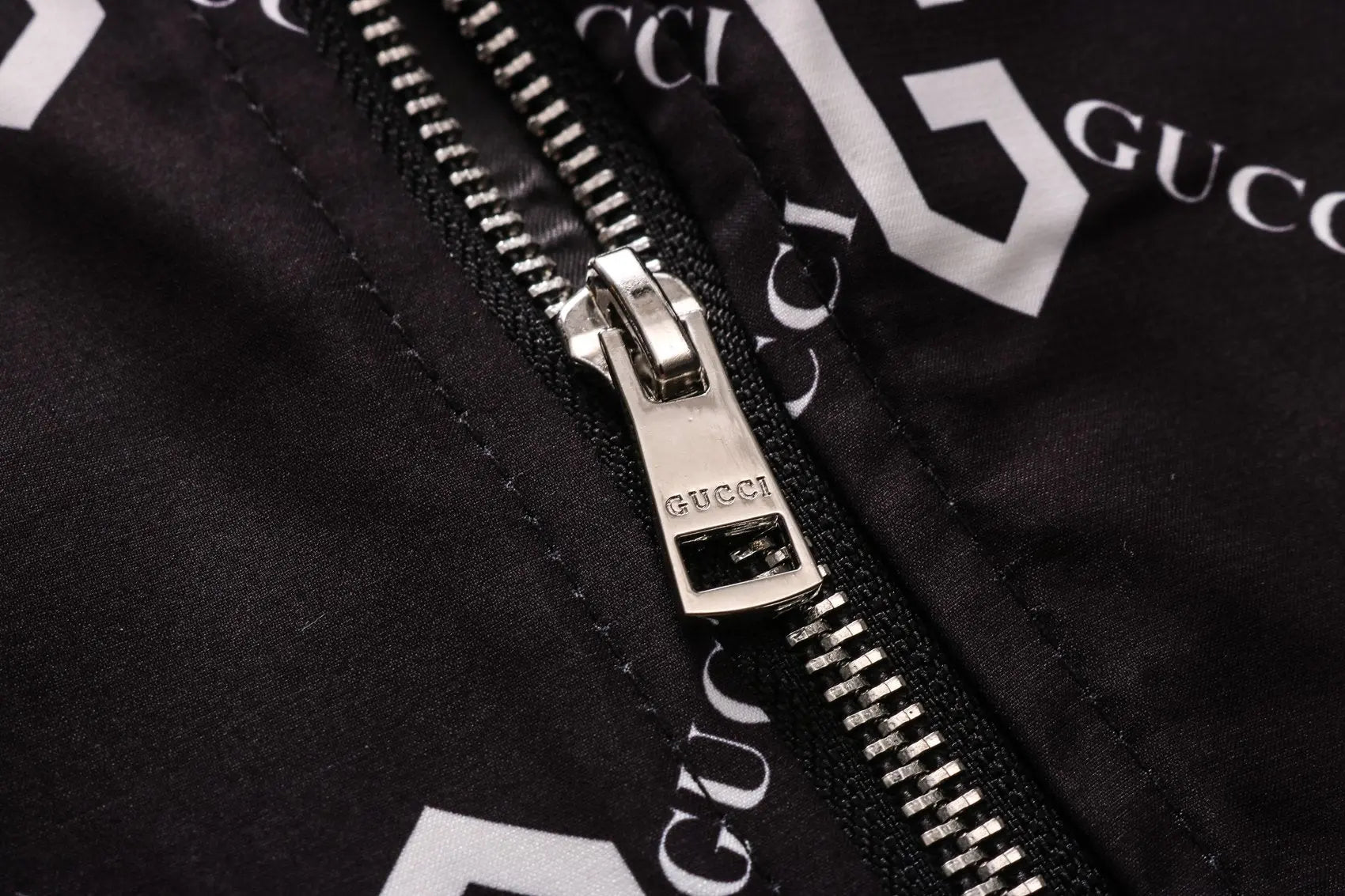 Gucci Jacket – Designer Nevy Outerwear Metroutfits