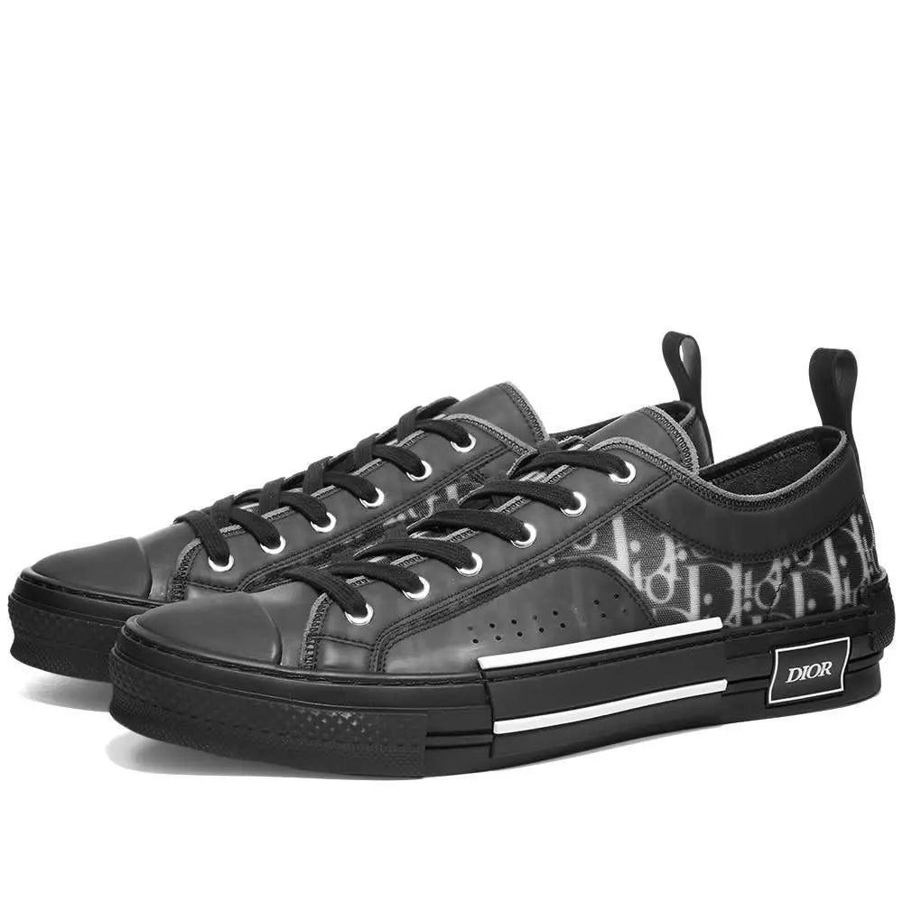 Christian Dior Stylish Sneaker New with Tag and Box for Men & Women metroutfits