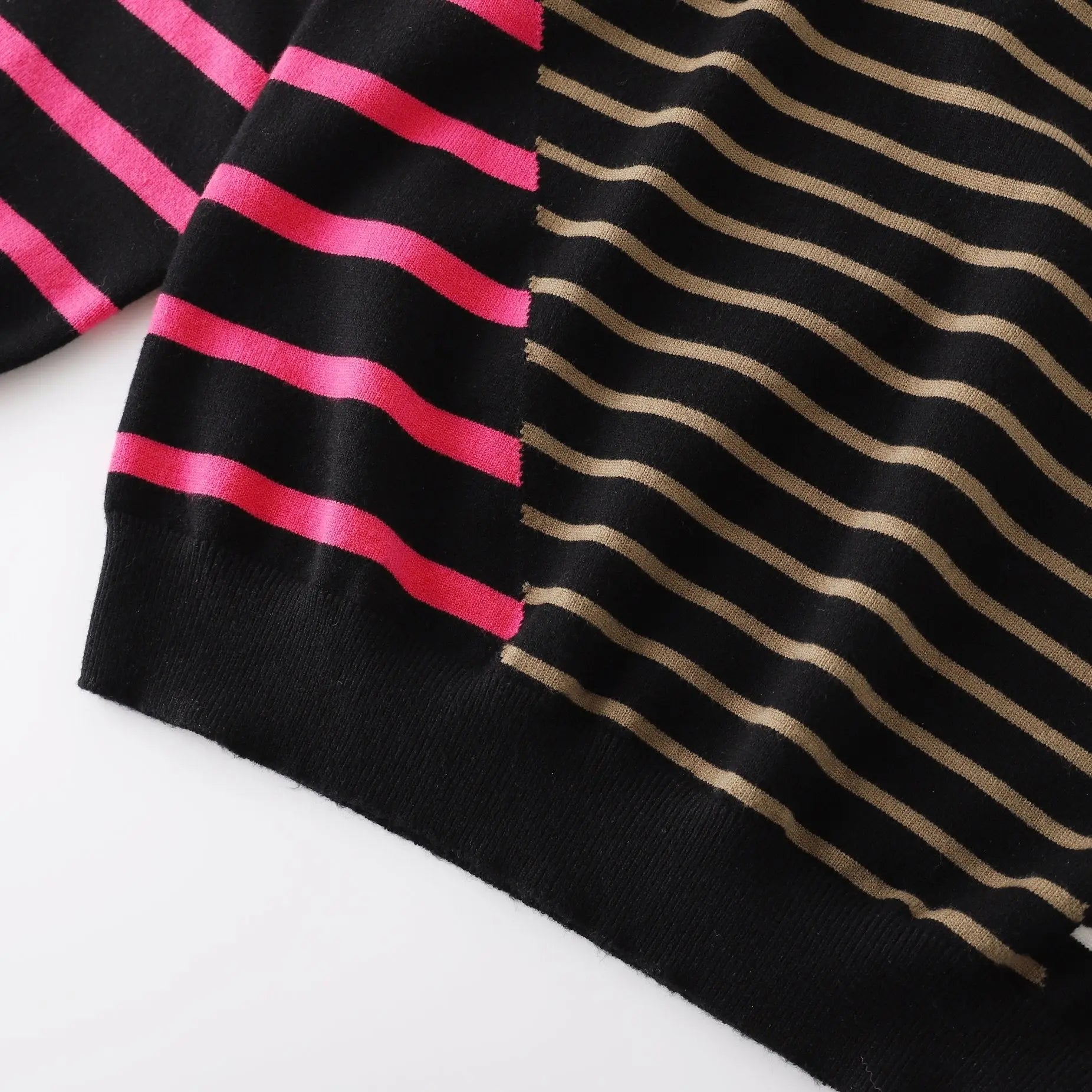 Chanel Women's Black Multicolor Designer Sweatshirt Metroutfits