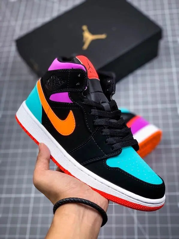 Nike Air Jordan 1 Retro New With Tag And Box Metroutfits