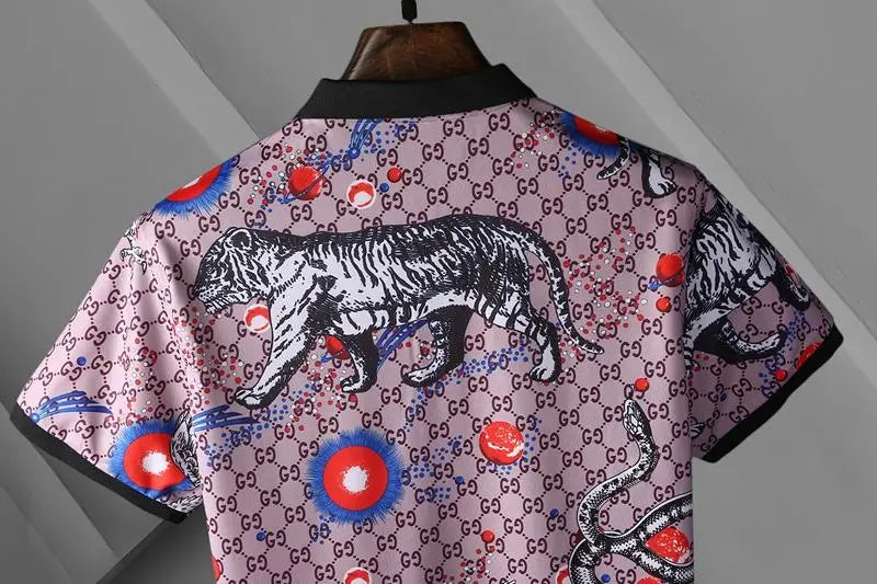 Gucci - Men's Crewneck T-Shirt - Timeless Designer Style Metroutfits