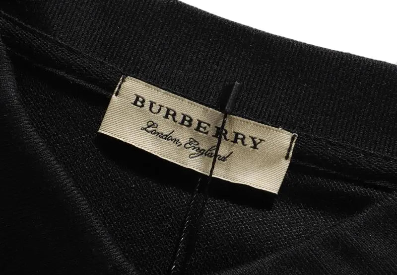 Burberry Men's T-Shirt Black White Metroutfits