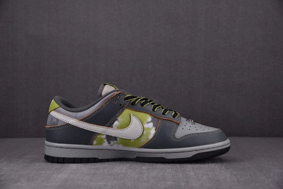 Nike Dunk SB Low “Friends and Family” Sneaker by Off-White Metroutfits
