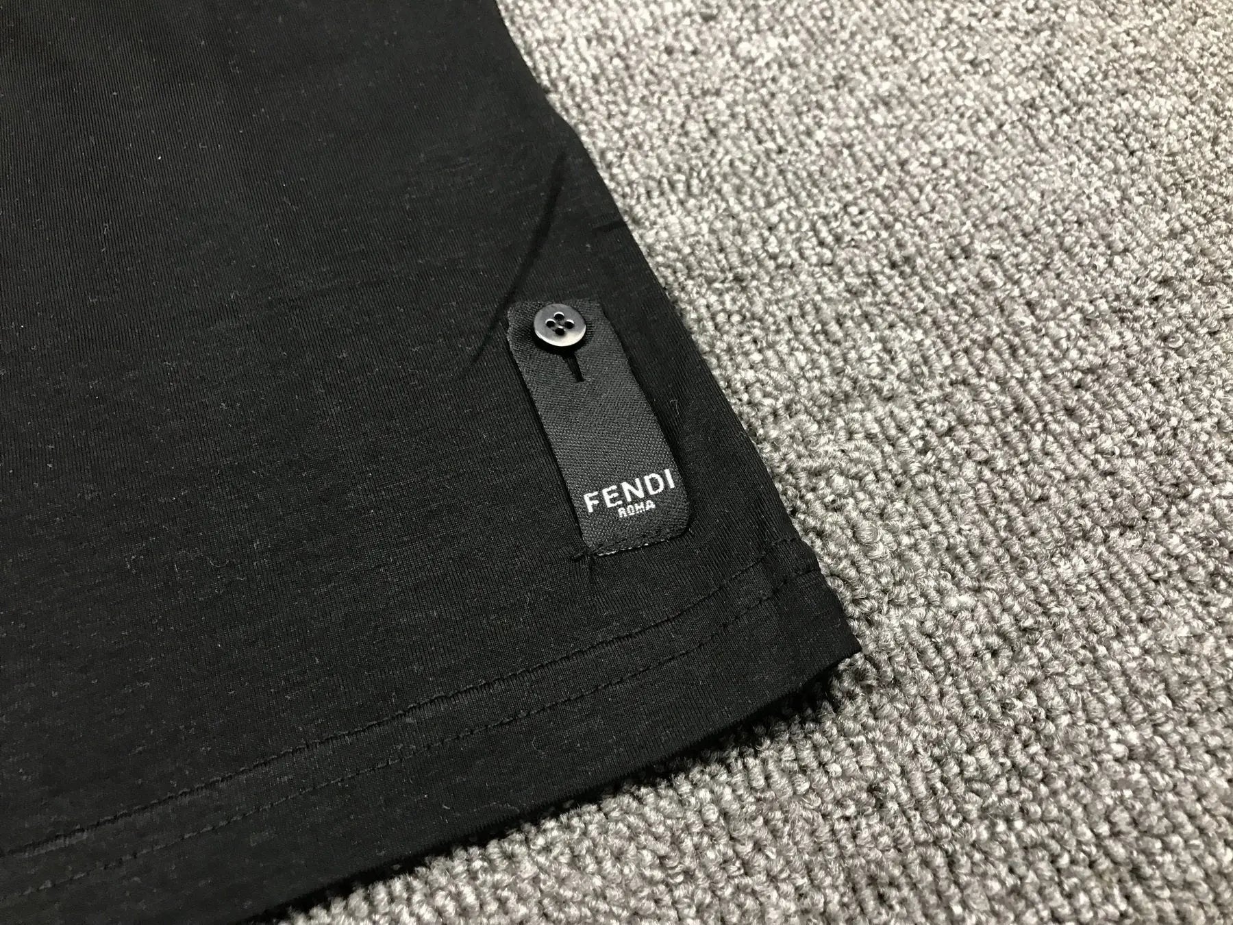 Fendi - Men's Signature T-Shirt - Luxury Streetwear Fit Metroutfits