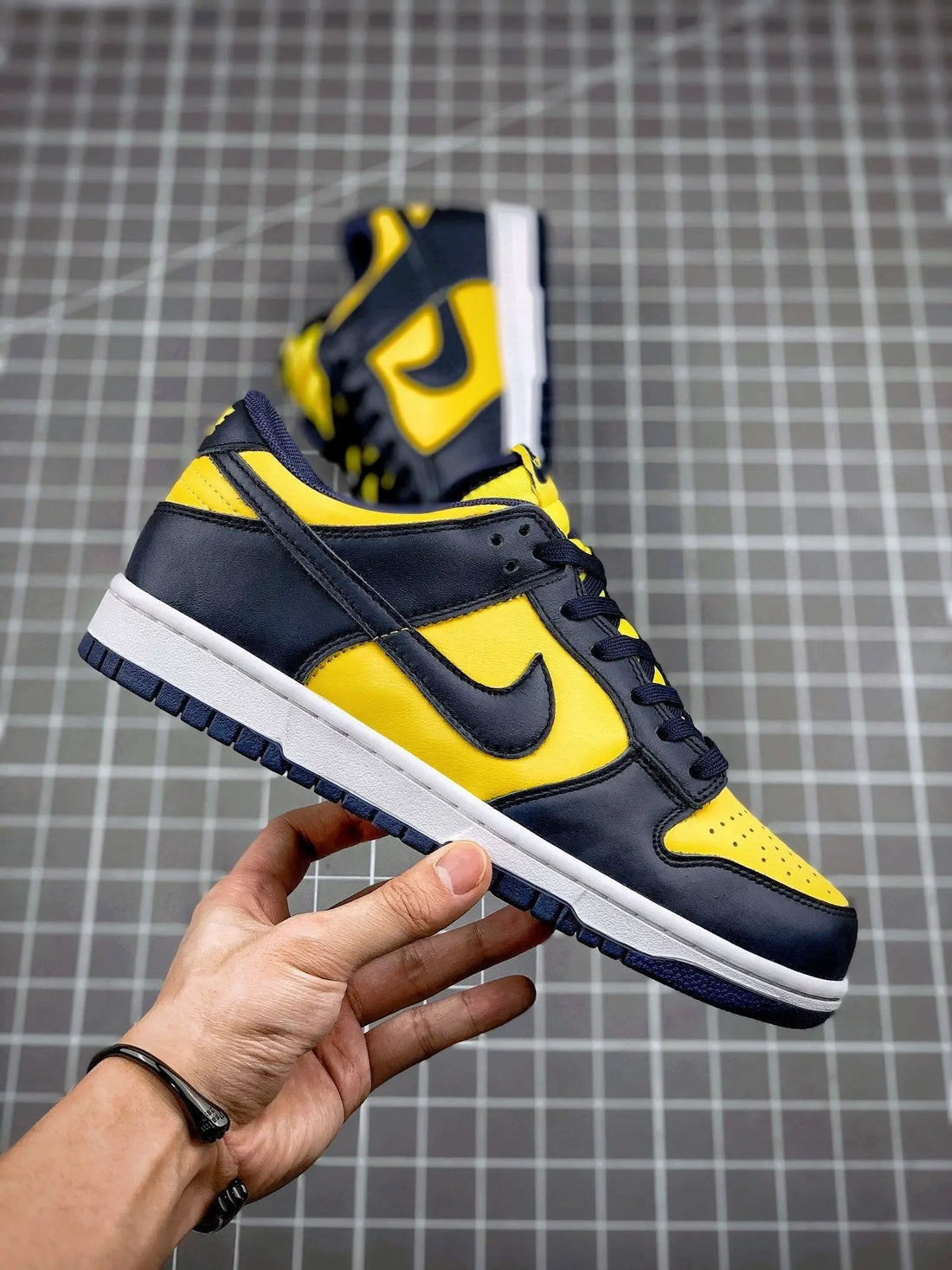 Nike Dunk Low “Michigan” – Classic Maize & Blue Unisex Sneakers Metroutfits