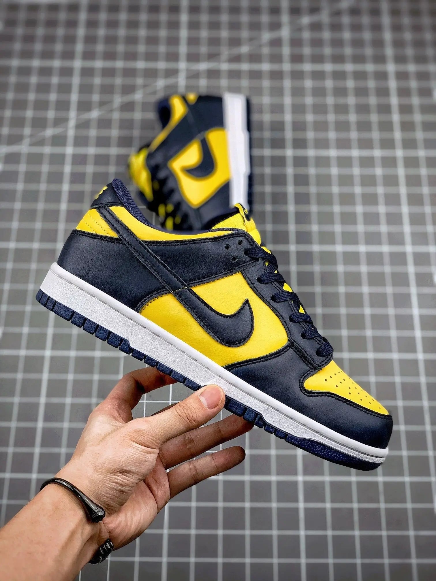 Nike Dunk Low “Michigan” – Classic Maize & Blue Unisex Sneakers Metroutfits