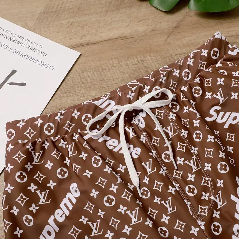 SUPREME - Men's Short Brown Metroutfits