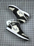 Nike x Jordan Air Jordan 1 Retro New With Tag & Box Metroutfits