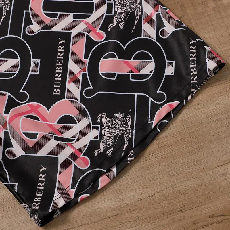 BURBERRY - Men's Designer Short Pink Black Metroutfits