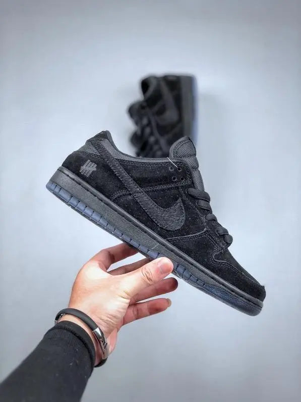 Nike Dunk Low Horse – Unisex Leather Streetwear Sneaker Metroutfits