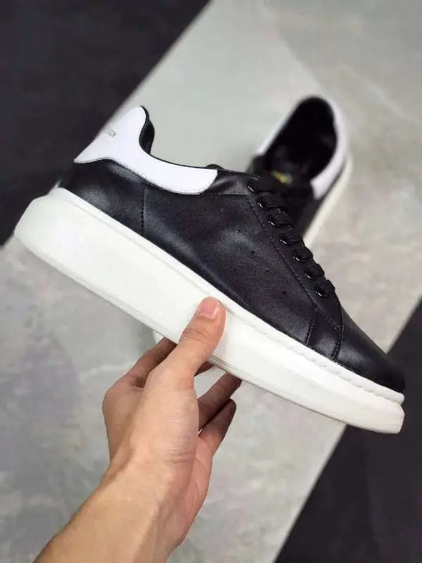 Alexander McQueen Oversize Iconic Men's Sneaker Black Metroutfits