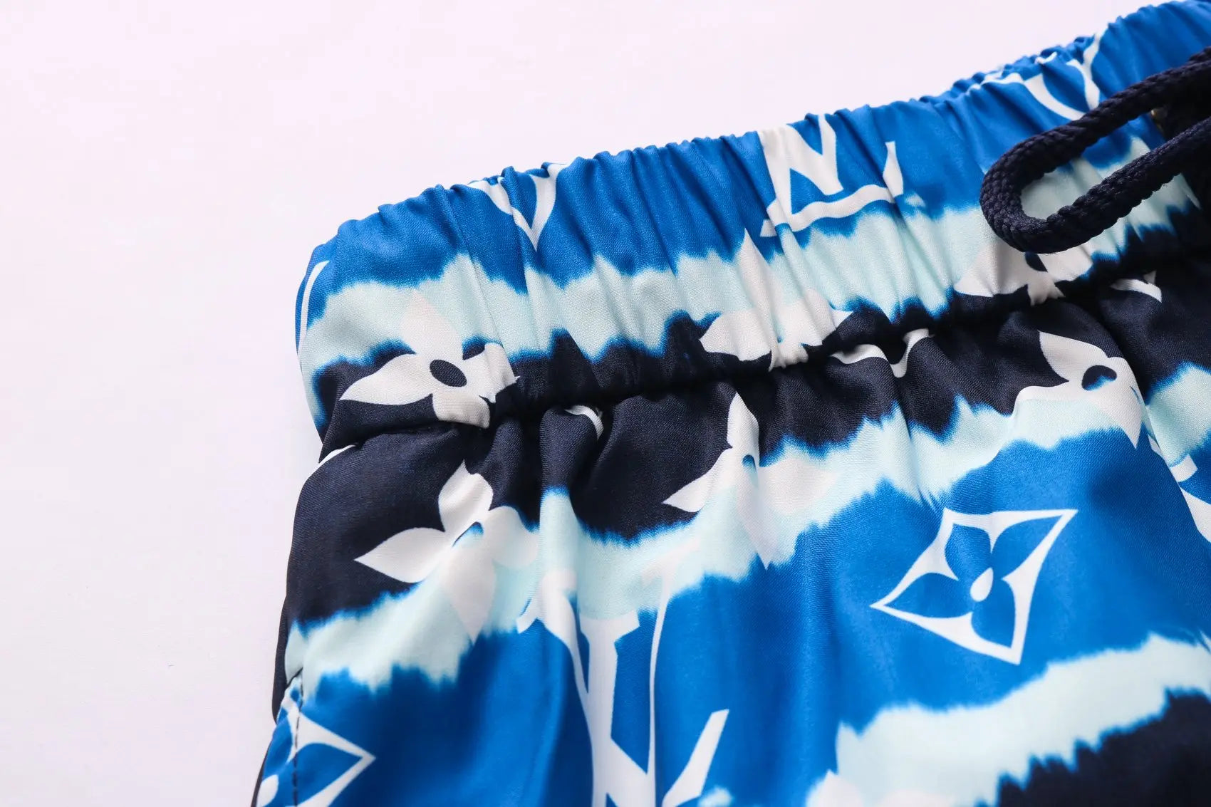 Louis Vuitton Men's Designer Short Blue Black White - Luxury Wear Metroutfits