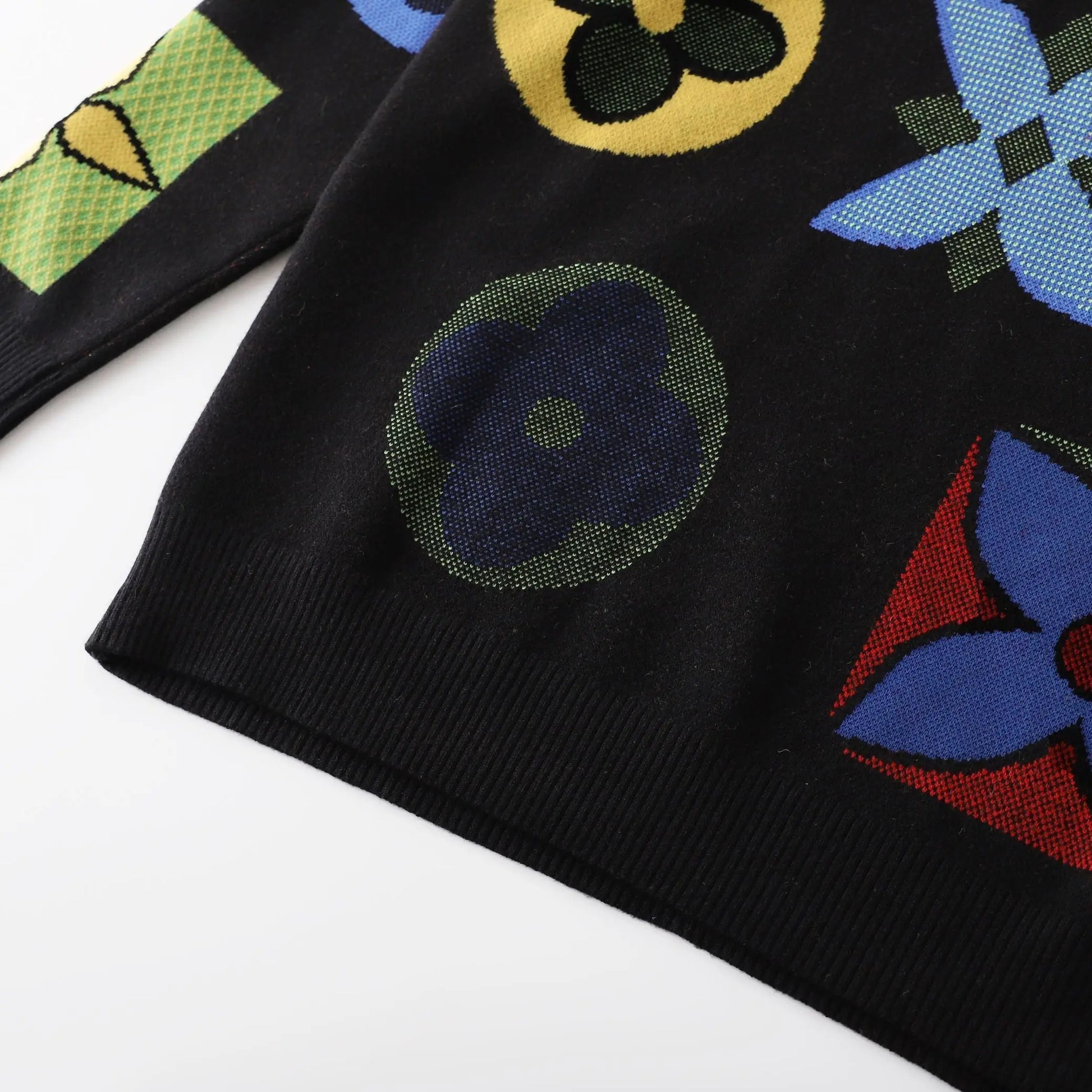 Louis Vuitton Designer Sweatshirt Men’s Metroutfits