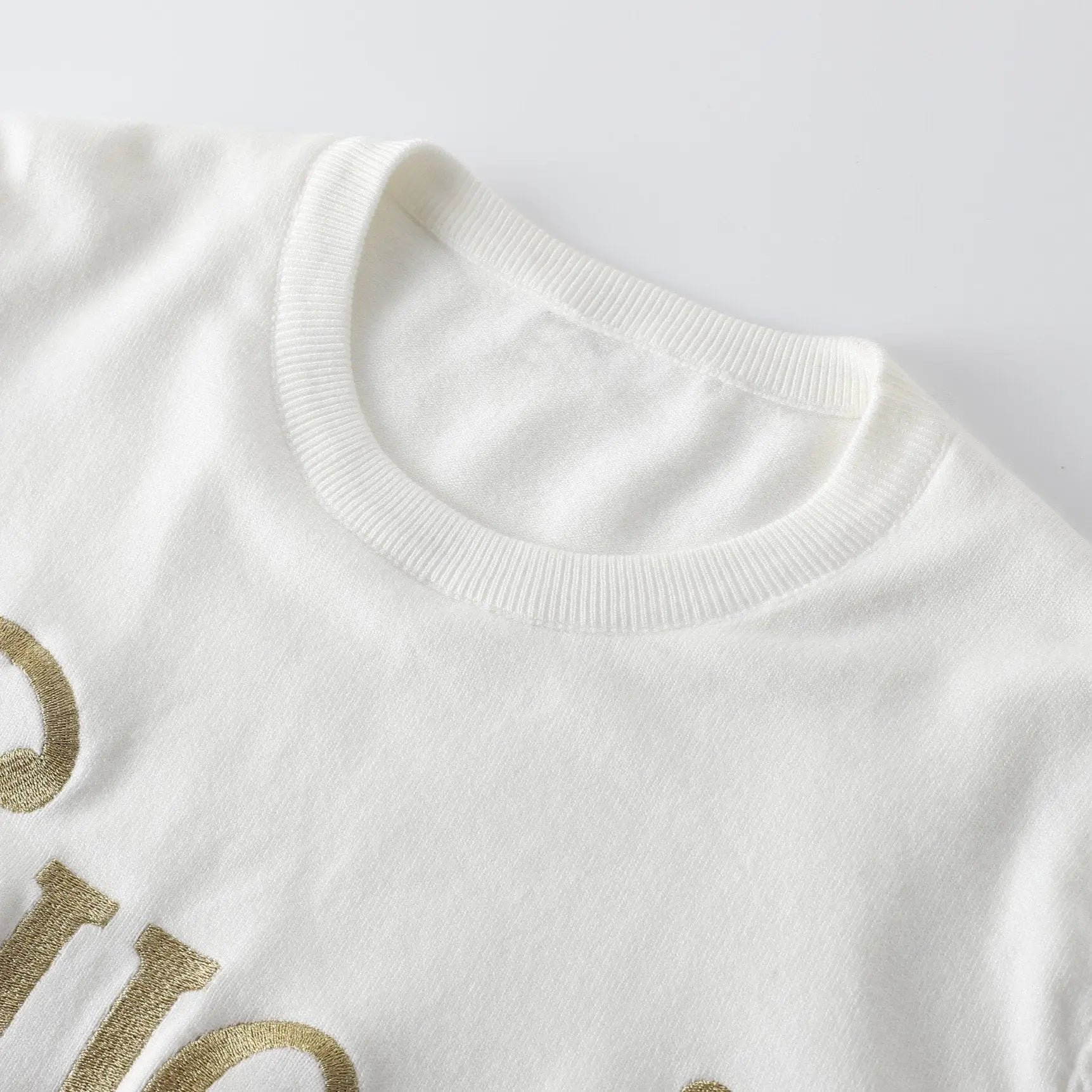 Gucci Men's White Designer Sweatshirt - New with Tag Metroutfits