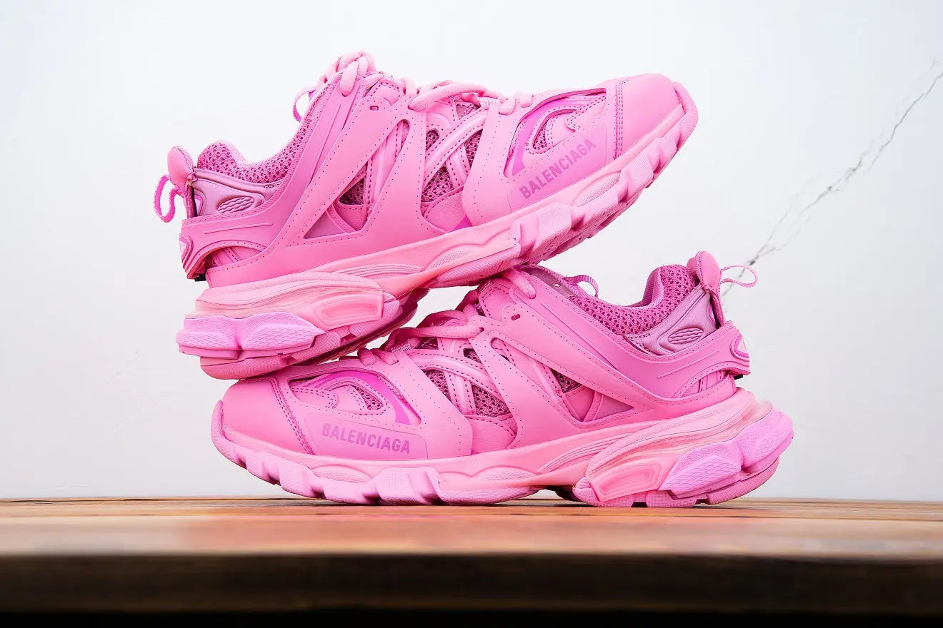 Balenciaga Sneakers New with Box – Men’s & Women’s Metroutfits
