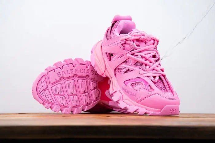 Balenciaga Sneakers New with Box – Men’s & Women’s Metroutfits
