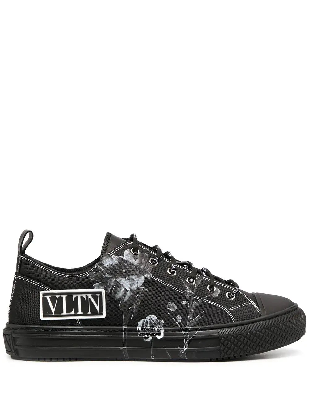 Valentino Garavani Premium Sneakers New with Tags & Box for Men & Women Metroutfits