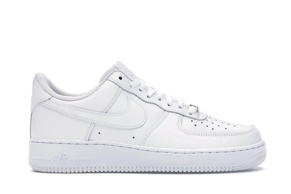 Nike Air Force 1 Low ’07 White Sneakers New with Box Metroutfits