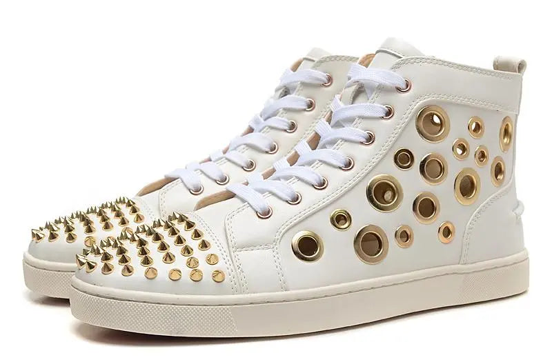 Christian Louboutin - Women Men's Sneaker Designer Luxury Footwear Metroutfits