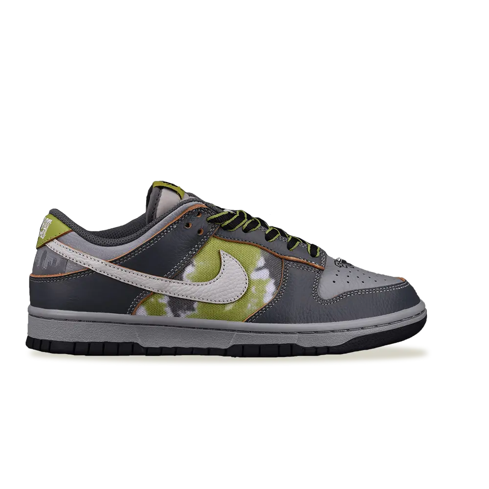 Nike Dunk SB Low “Friends and Family” Sneaker by Off-White Metroutfits