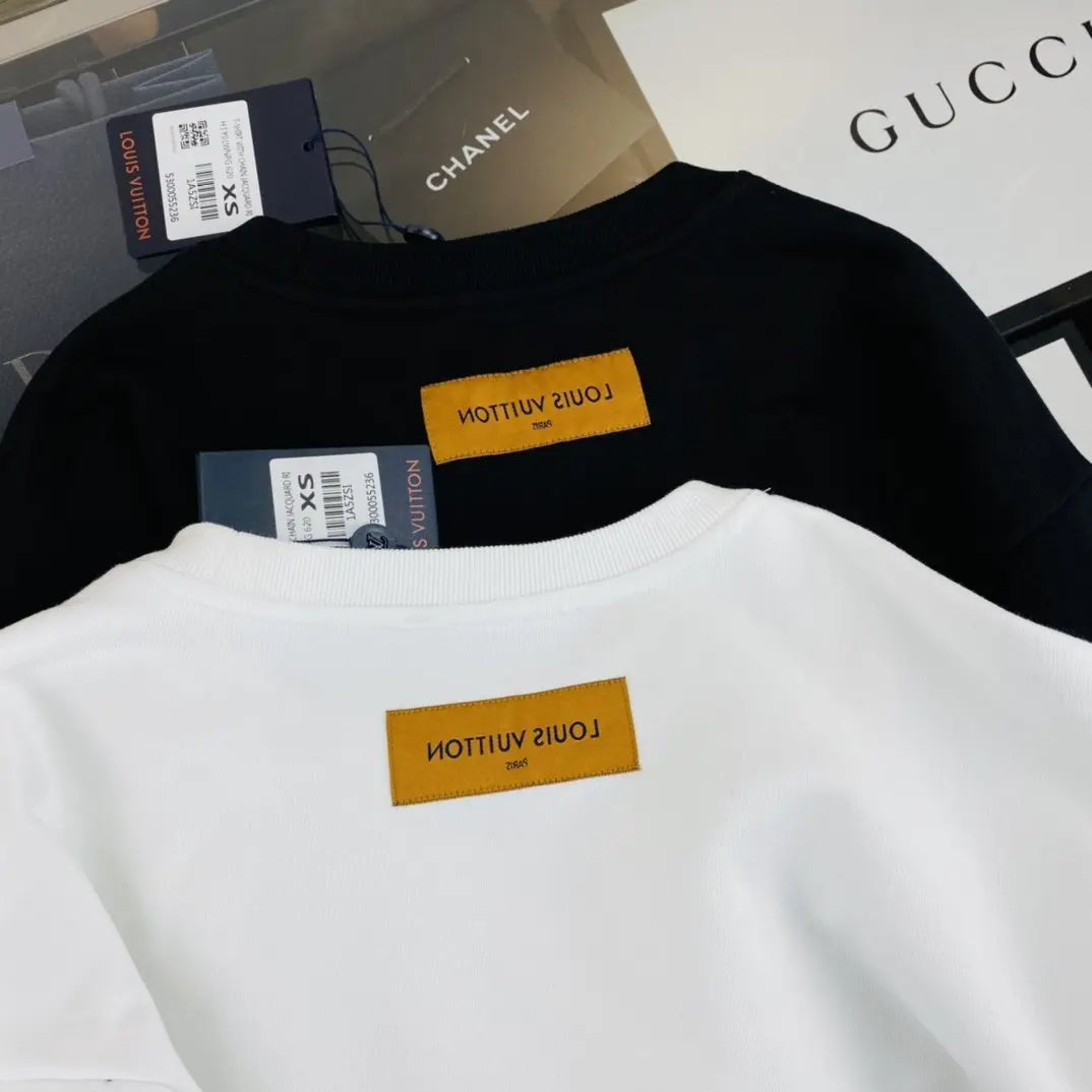 Louis Vuitton Designer Sweatshirt for Men - Black & White Metroutfitstore