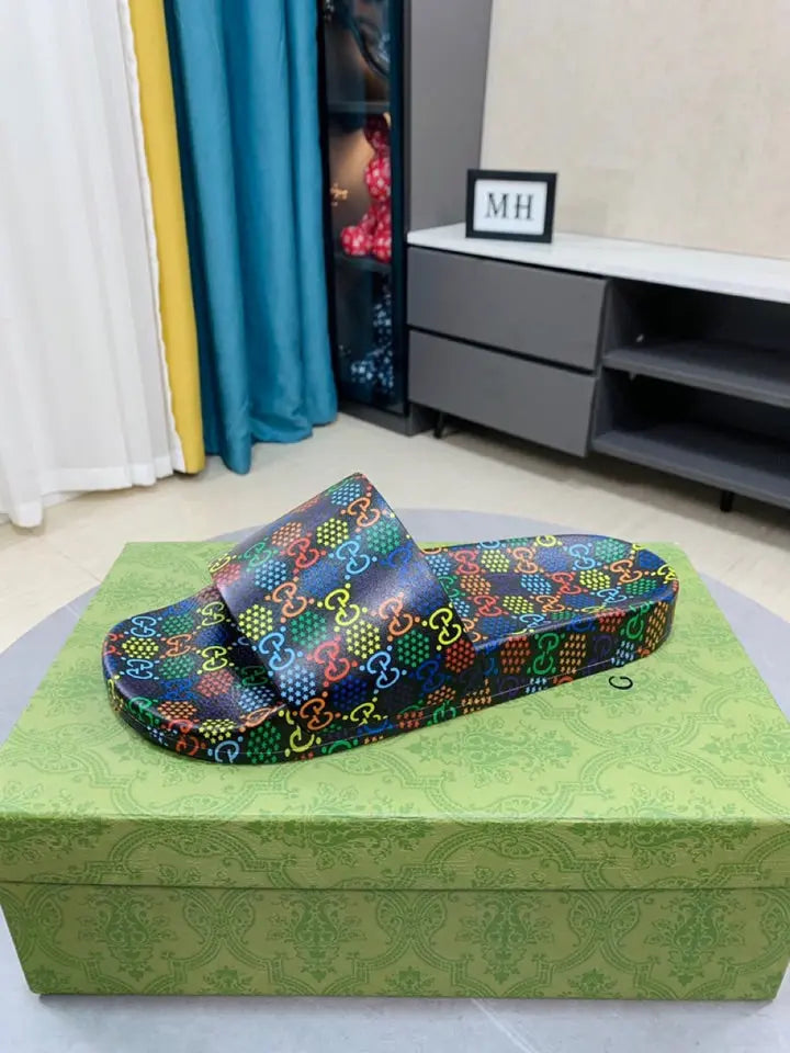 Gucci Everyday Comfort Slide Slippers Unisex Metroutfits