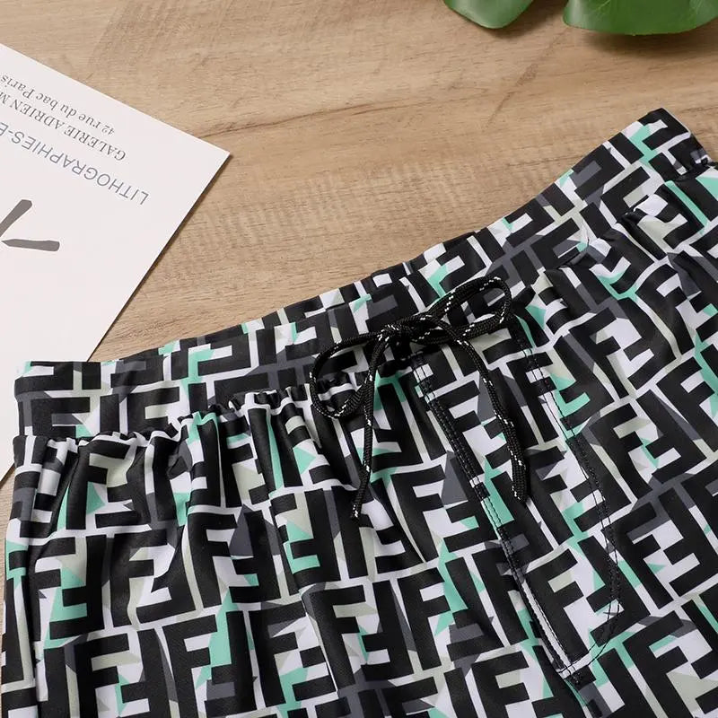FENDI - Men's Designer Short Luxury Style Metroutfits