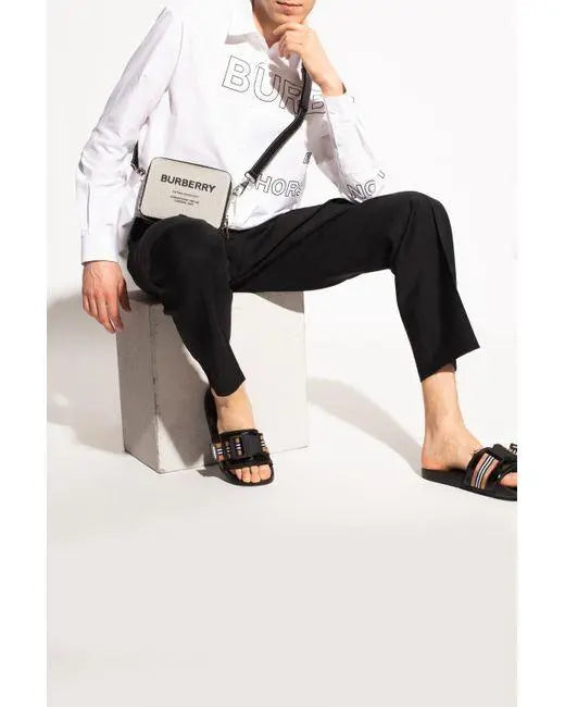 Burberry Unisex Slippers – Premium Indoor House Metroutfits