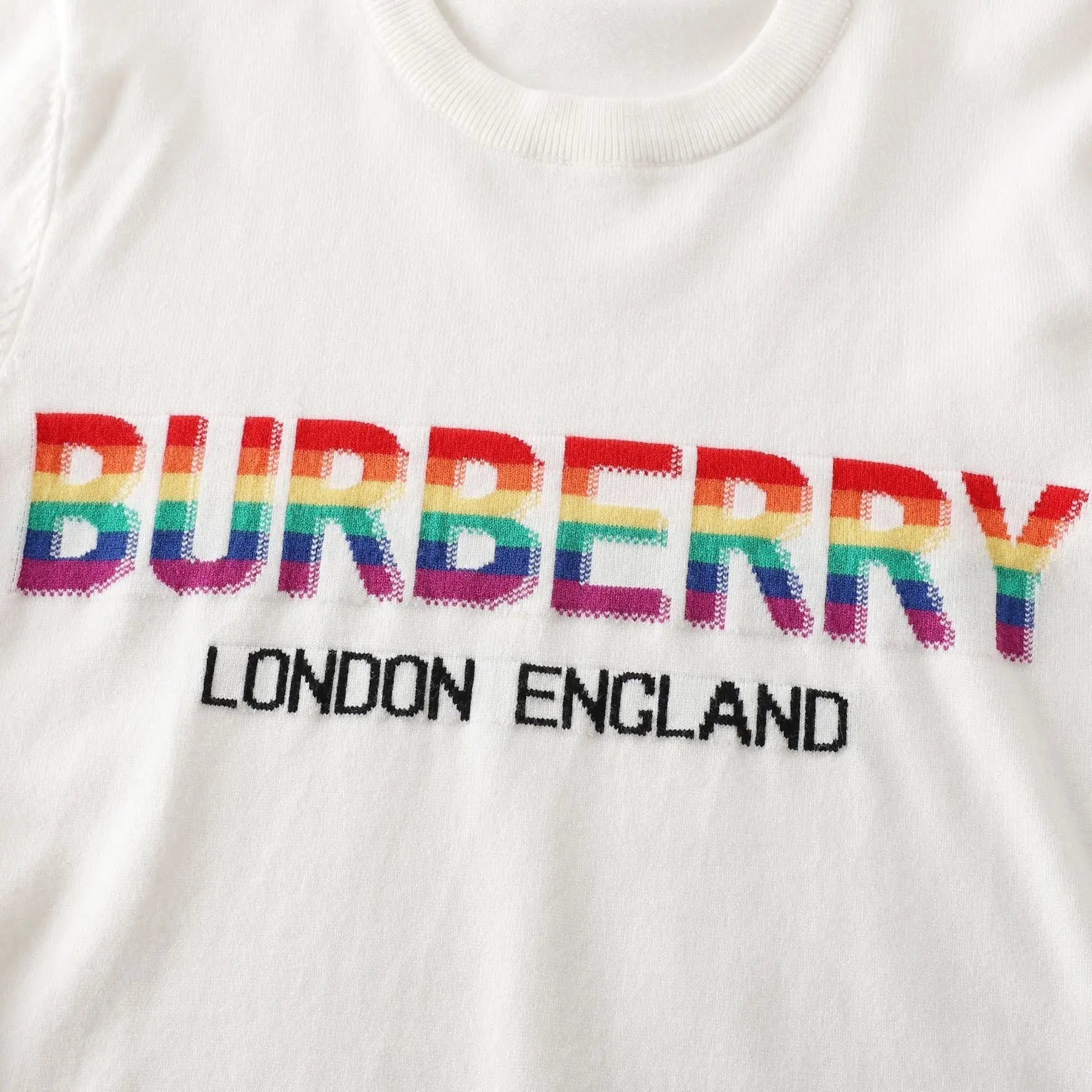 Burberry Men's White Designer Sweatshirt Metroutfits