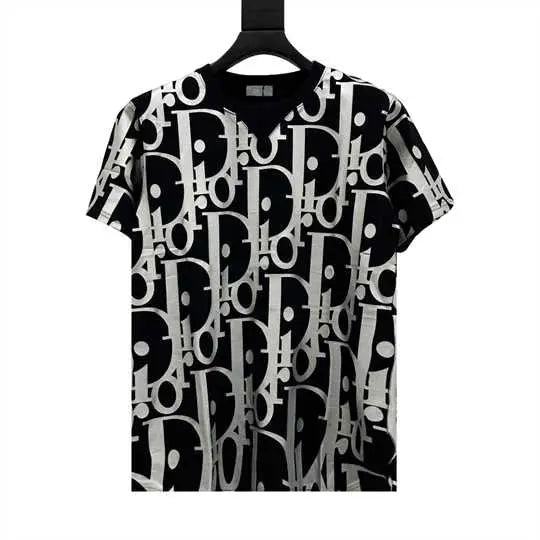 Dior Signature Cotton T-Shirt Men & Women Metroutfits