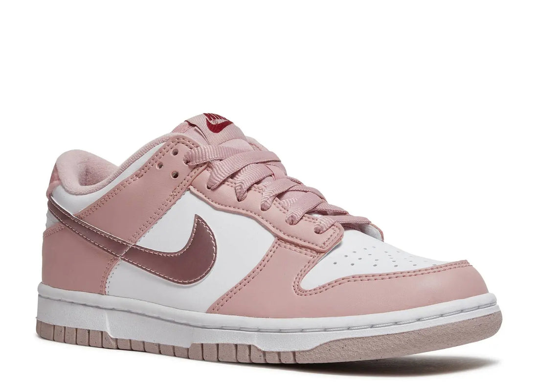 Nike Dunk Low GS Sneaker “Pink Velvet” Edition Metroutfits