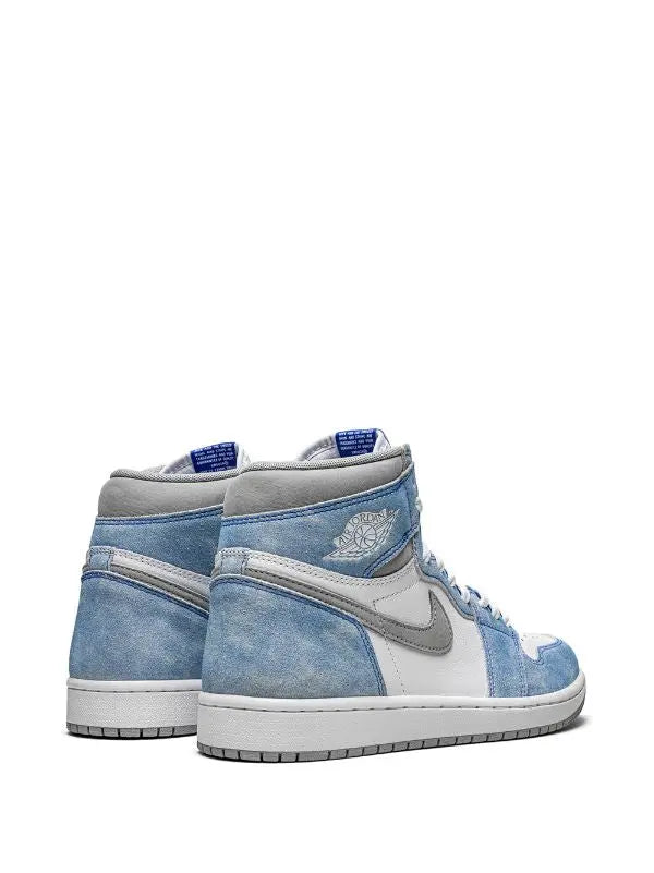 Nike Air Jordan 1 Retro Hyper Royal Sneakers Metroutfits