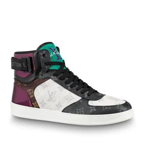 Louis Vuitton Premium Black & White Sneakers  For Men & Women Metroutfits