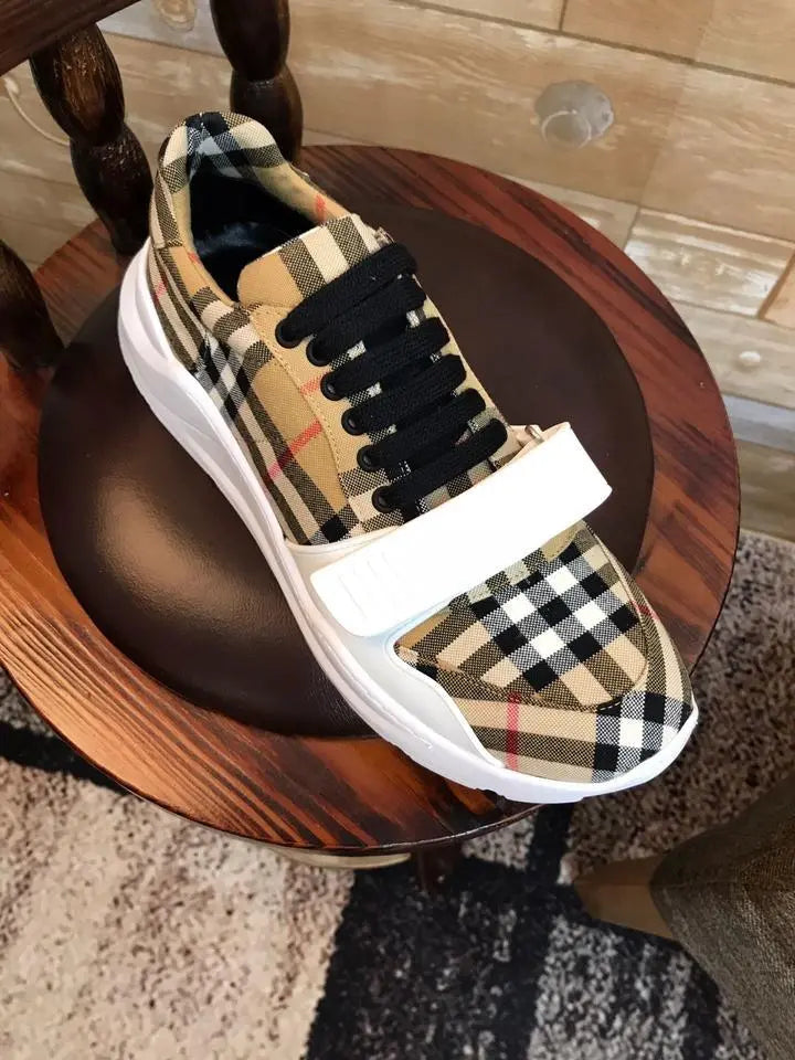 Burberry Arthur Vintage Check Beige Black Sneakers Metroutfits