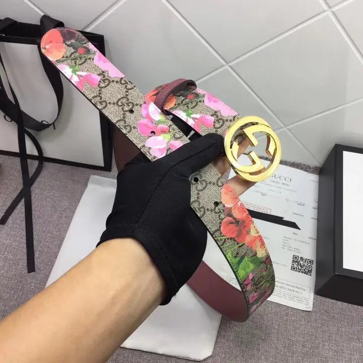 Gucci Canvas Belt Blooms GG Supreme Monogram Metroutfits