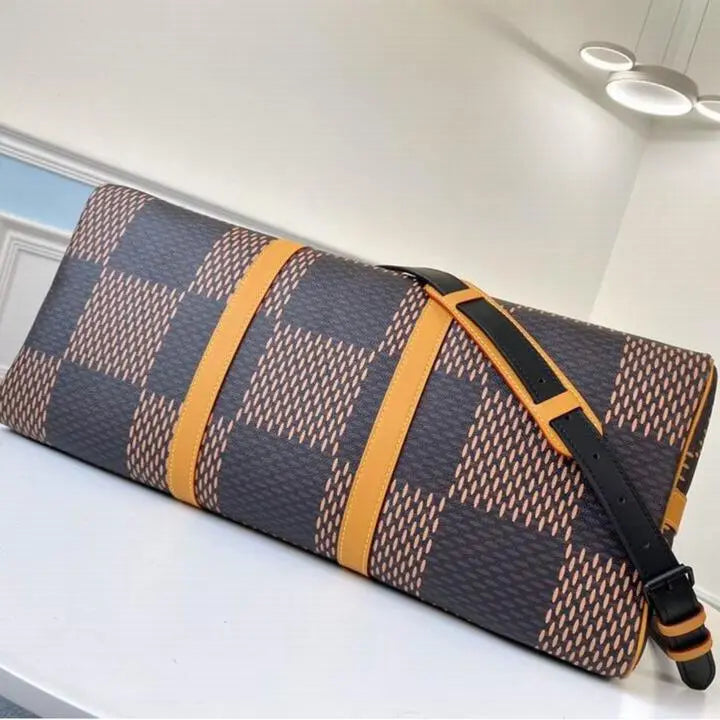 Louis Vuitton Travel Bag – Keepall Bandoulière Metroutfits