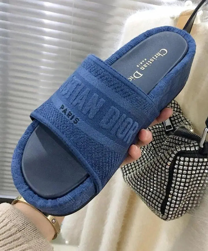 Christian Dior Femmes D-Way Kaleidiorscopic Embroidered Cotton Slide Sandals New Metroutfits