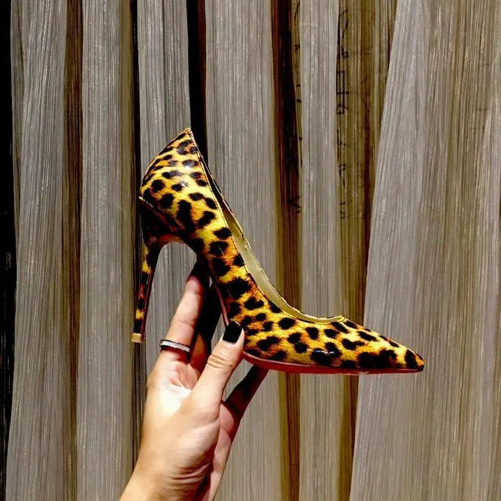 Christian Louboutin Women's Kate Shiny Nappa Leather Pumps Metroutfits