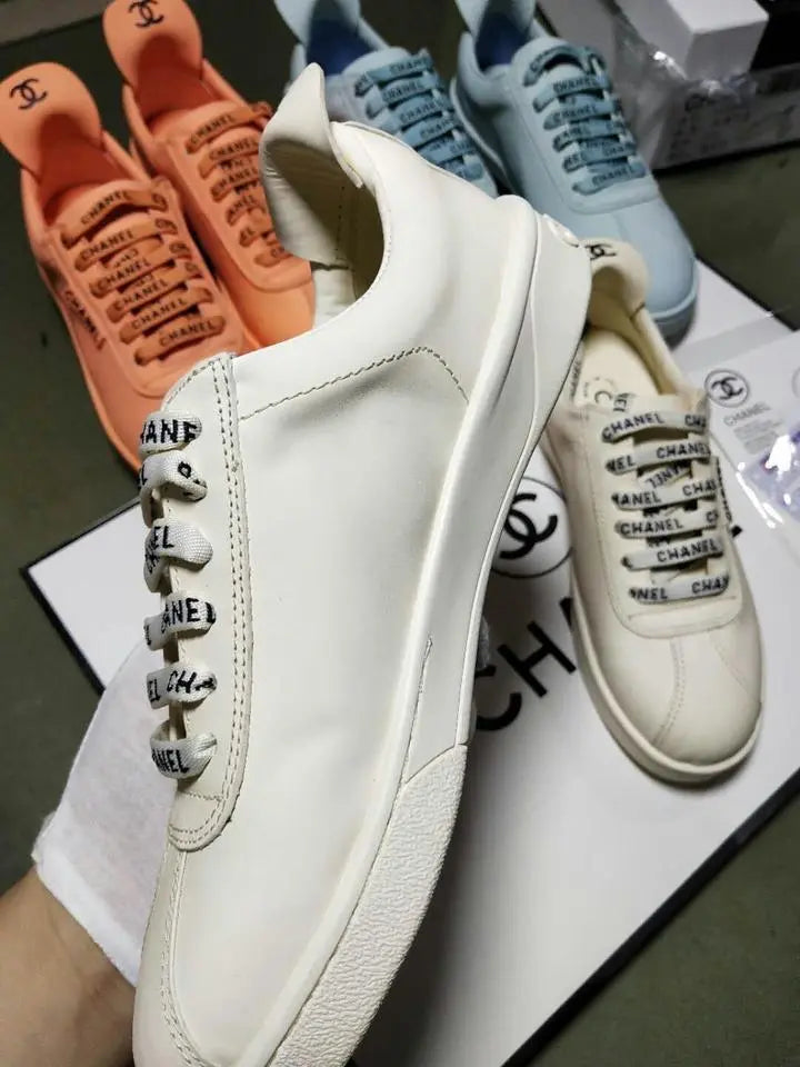 Chanel Women's Sneaker White Metroutfits