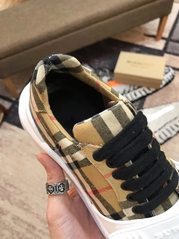 Burberry Arthur Vintage Check Beige Black Sneakers Metroutfits