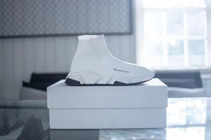 Balenciaga Speed Trainer Men’s & Women’s Lightweight Knit Sneakers Metroutfits