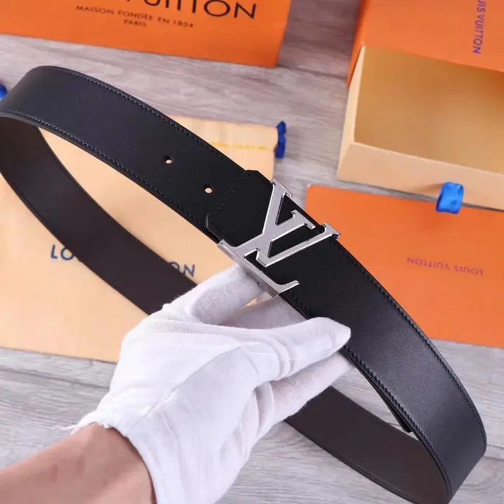 Louis Vuitton Reversible LV Initials Leather Belt Metroutfits