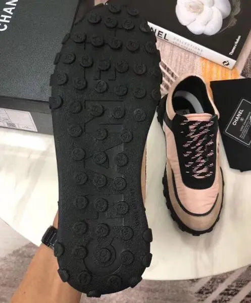 Chanel Sneaker Femme Unisex New With Box Metroutfits