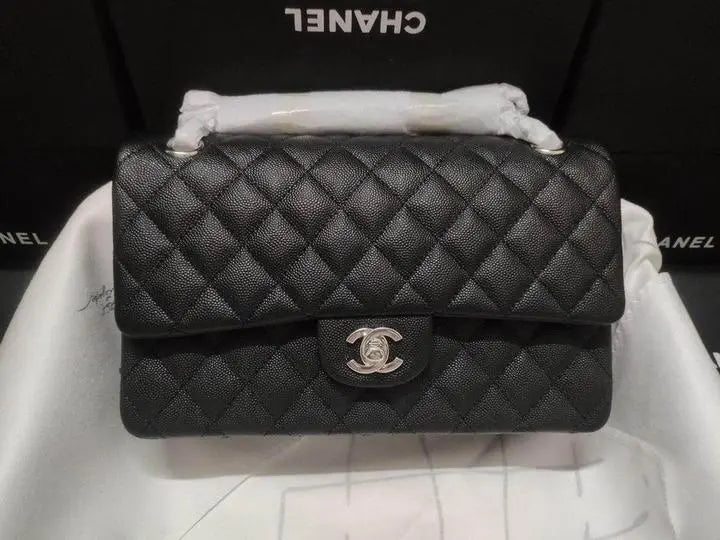 Chanel Crossbody Bag – Medium Caviar Double Flap Metroutfits